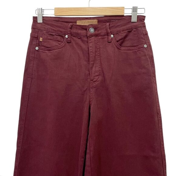 Judy Blue Jeans High Rise Cropped Wide Leg Jean in Oxblood Burgundy Size 28 | 6 - Picture 7 of 16